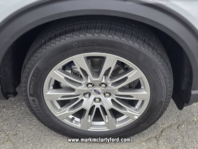 New 2026 Ford Explorer Platinum RWD image 15