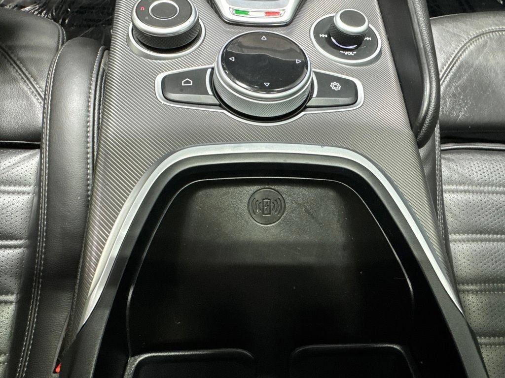 Used 2021 Alfa Romeo Giulia Ti Sport AWD/4WD image 19