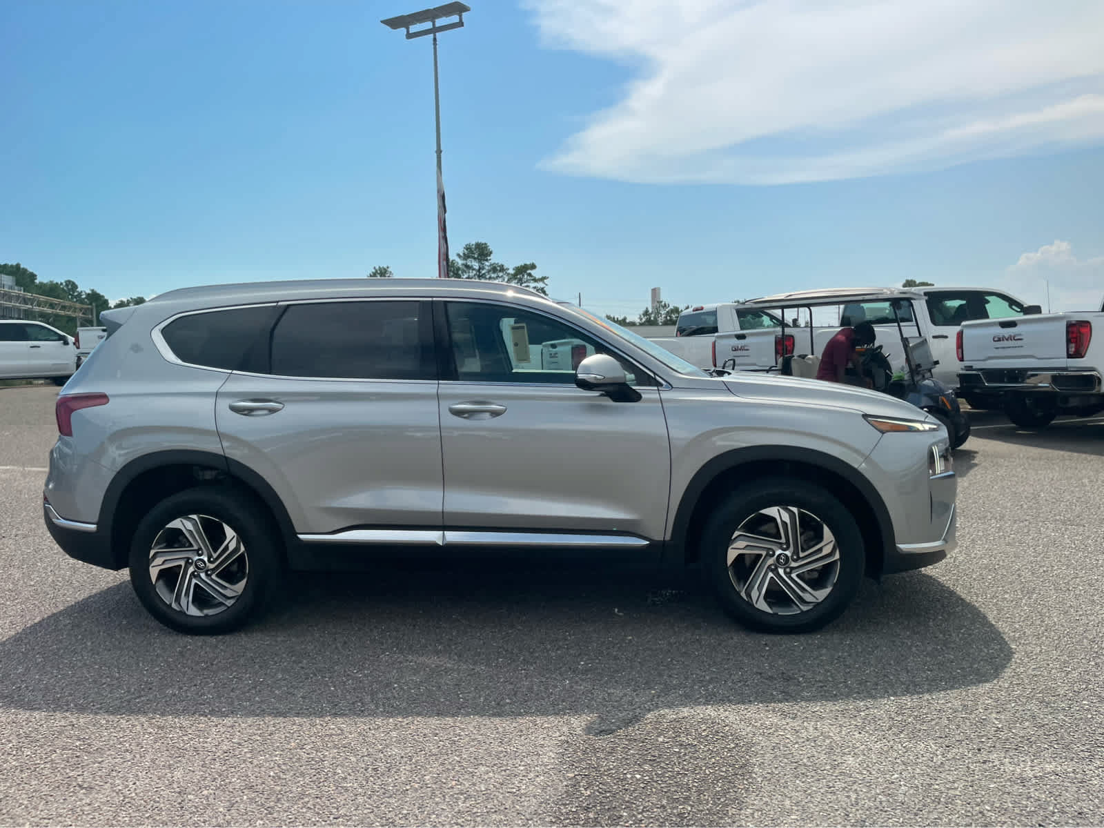 Used 2023 Hyundai Santa Fe SEL w/ Premium Package AWD/4WD image 4