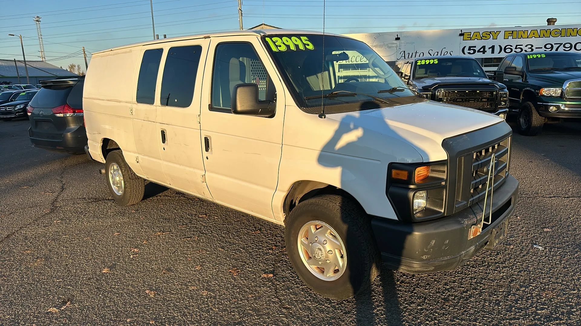 Used 2011 Ford E-250 and Econoline 250 w/ PWR Group RWD image 2