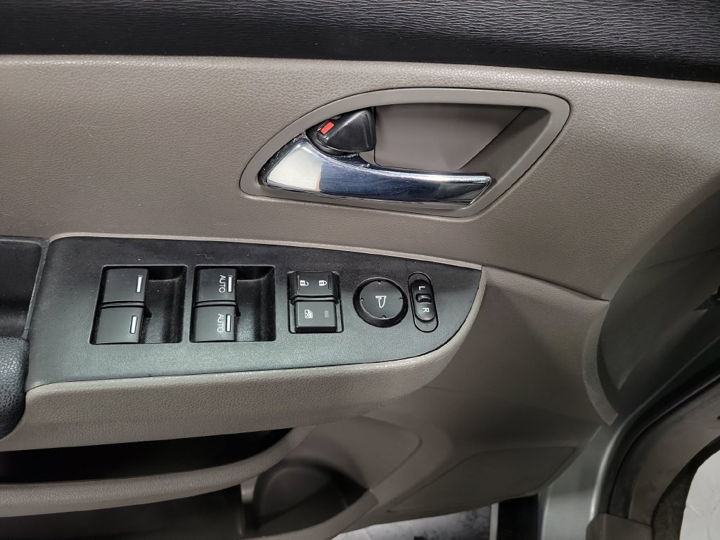 Used 2016 Honda Odyssey EX-L image 28