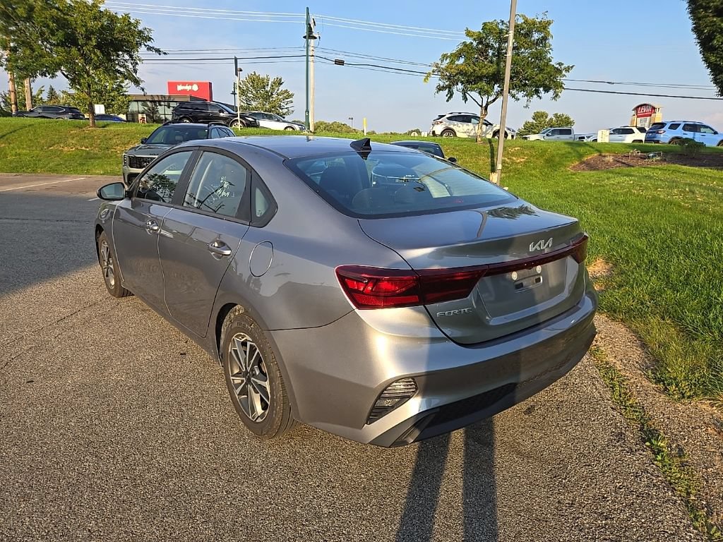 Used 2024 Kia Forte LXS FWD image 6