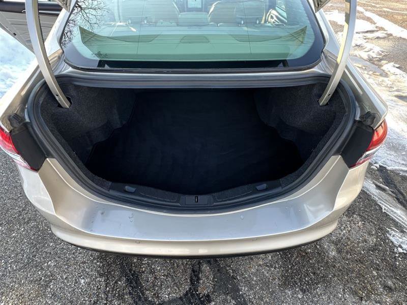 Used 2017 Ford Fusion Platinum image 7