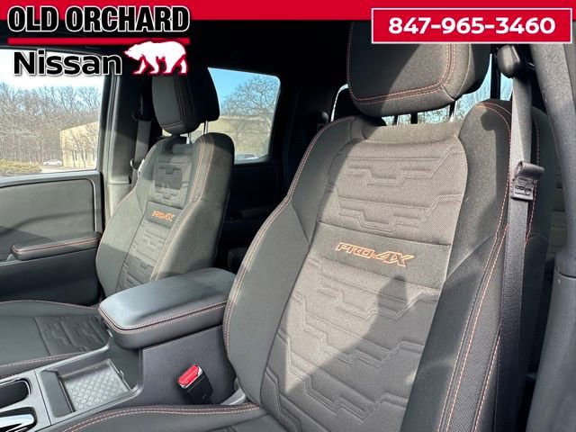 Used 2025 Nissan Frontier PRO-4X AWD/4WD image 12