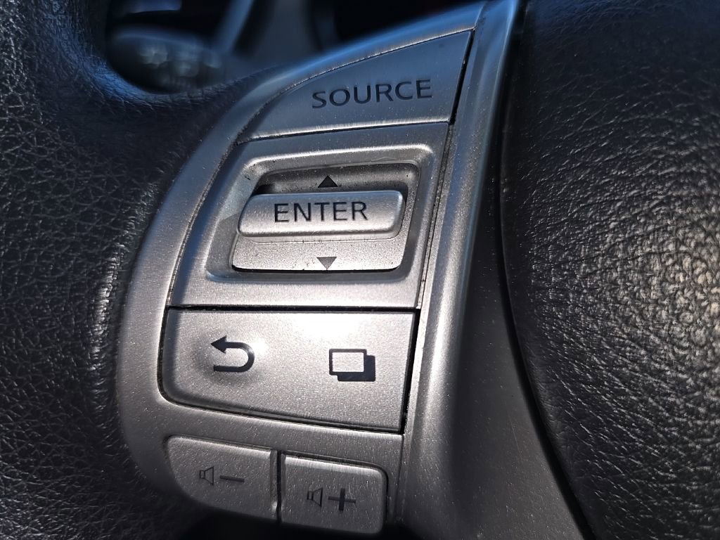 Used 2016 Nissan Rogue SV w/ SV Premium Package image 21