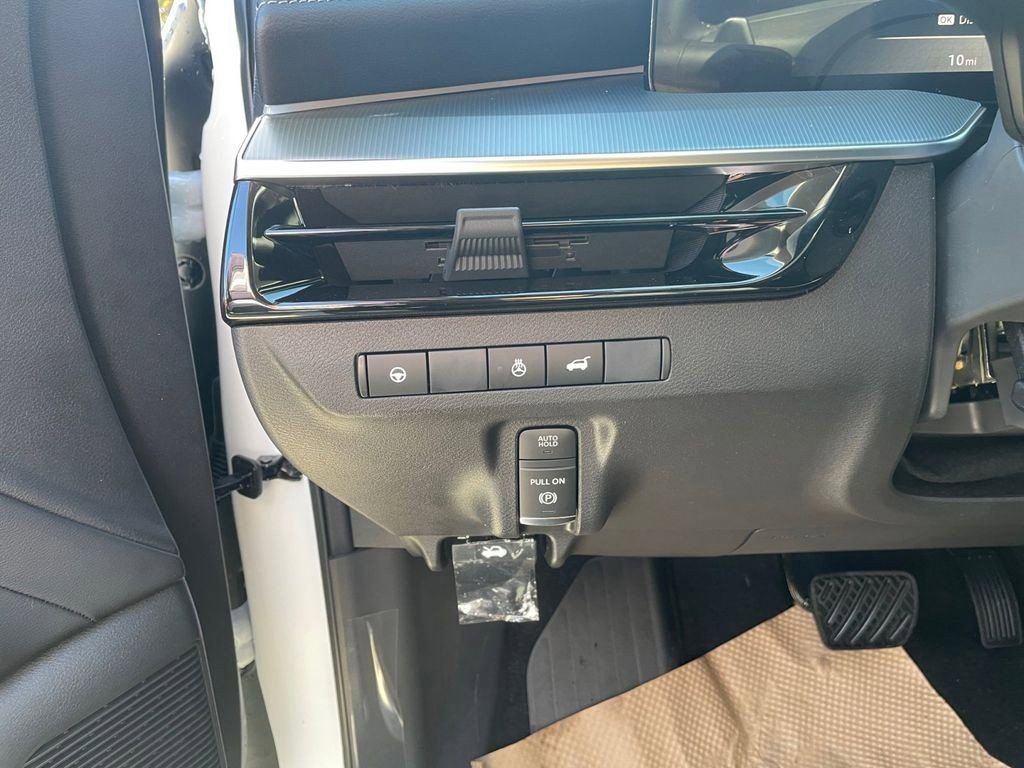 New 2025 Nissan Murano SL image 12