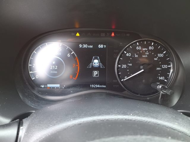 Used 2023 Nissan Kicks SV FWD image 11