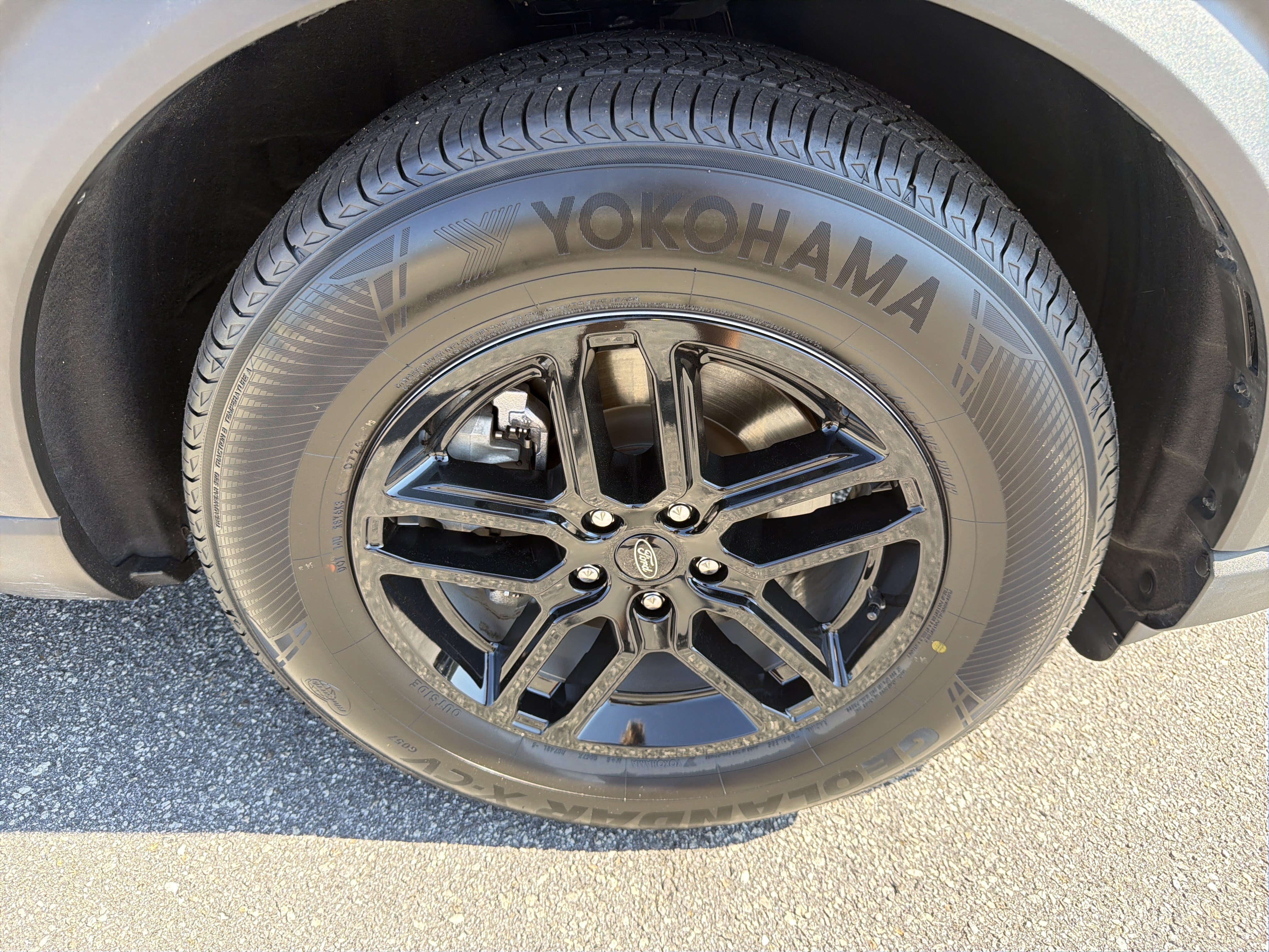 Used 2025 Ford Explorer Active RWD image 22