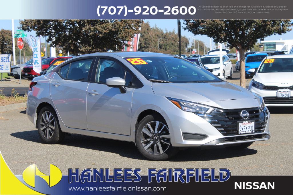 Used 2025 Nissan Versa SV w/ Trunk Package FWD image 1