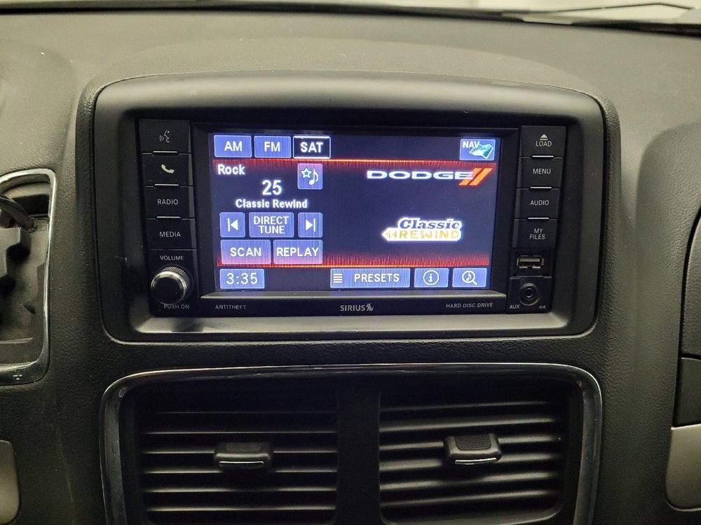 Used 2019 Dodge Grand Caravan GT image 25
