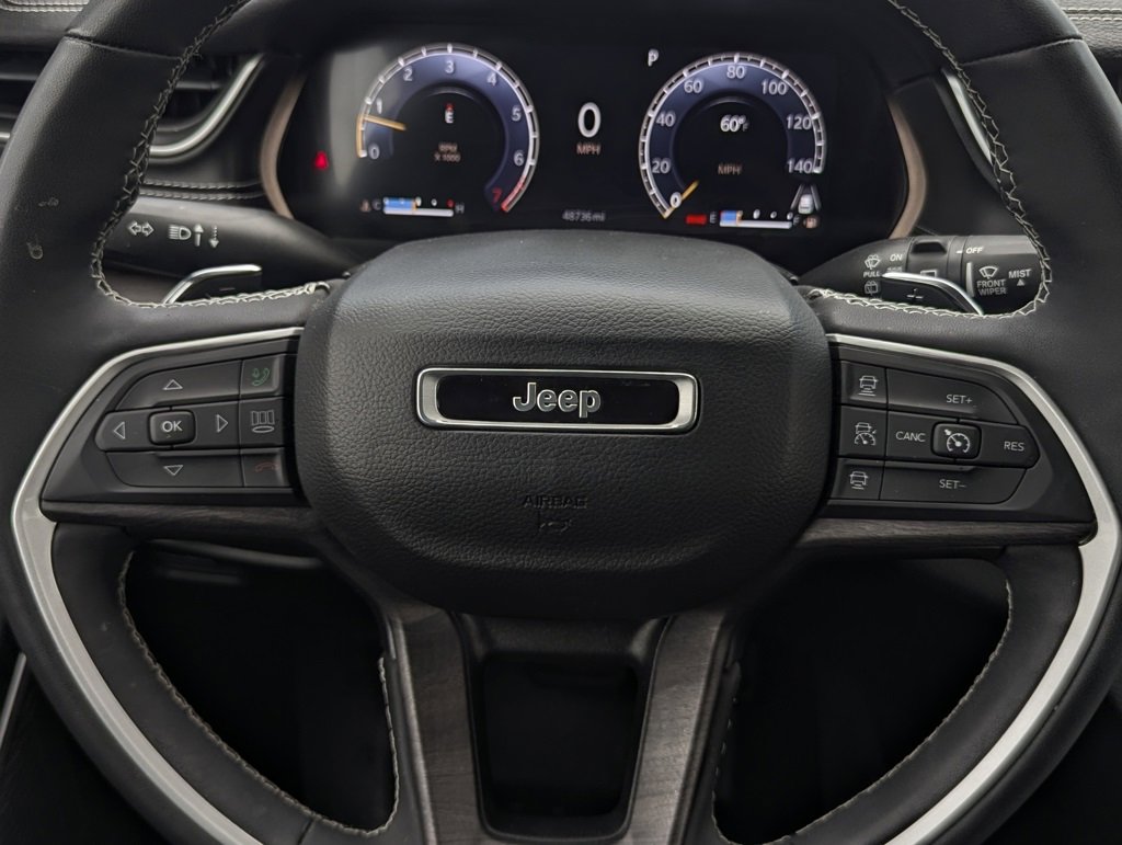 Used 2023 Jeep Grand Cherokee Limited image 33