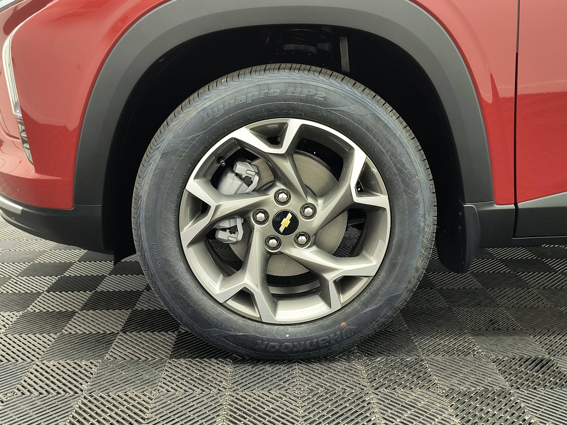 New 2026 Chevrolet Trax LT w/ Driver Confidence Package FWD image 11