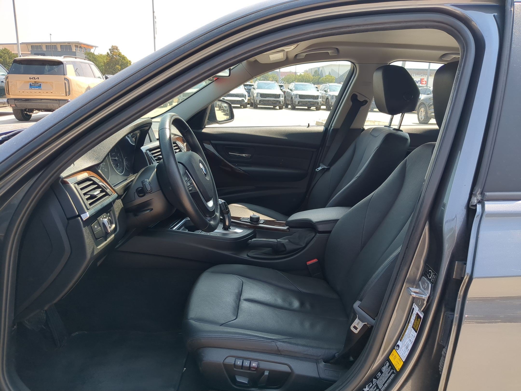Used 2015 BMW 328i xDrive Sedan AWD/4WD image 22