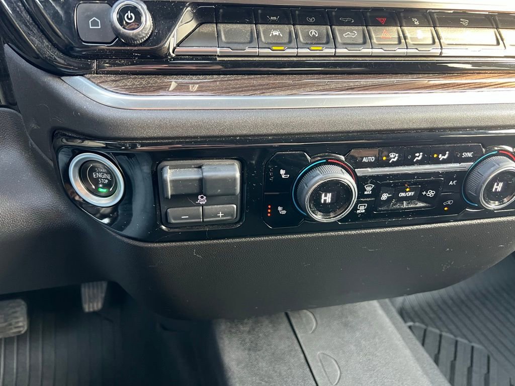 Used 2022 Chevrolet Silverado 1500 LT image 32