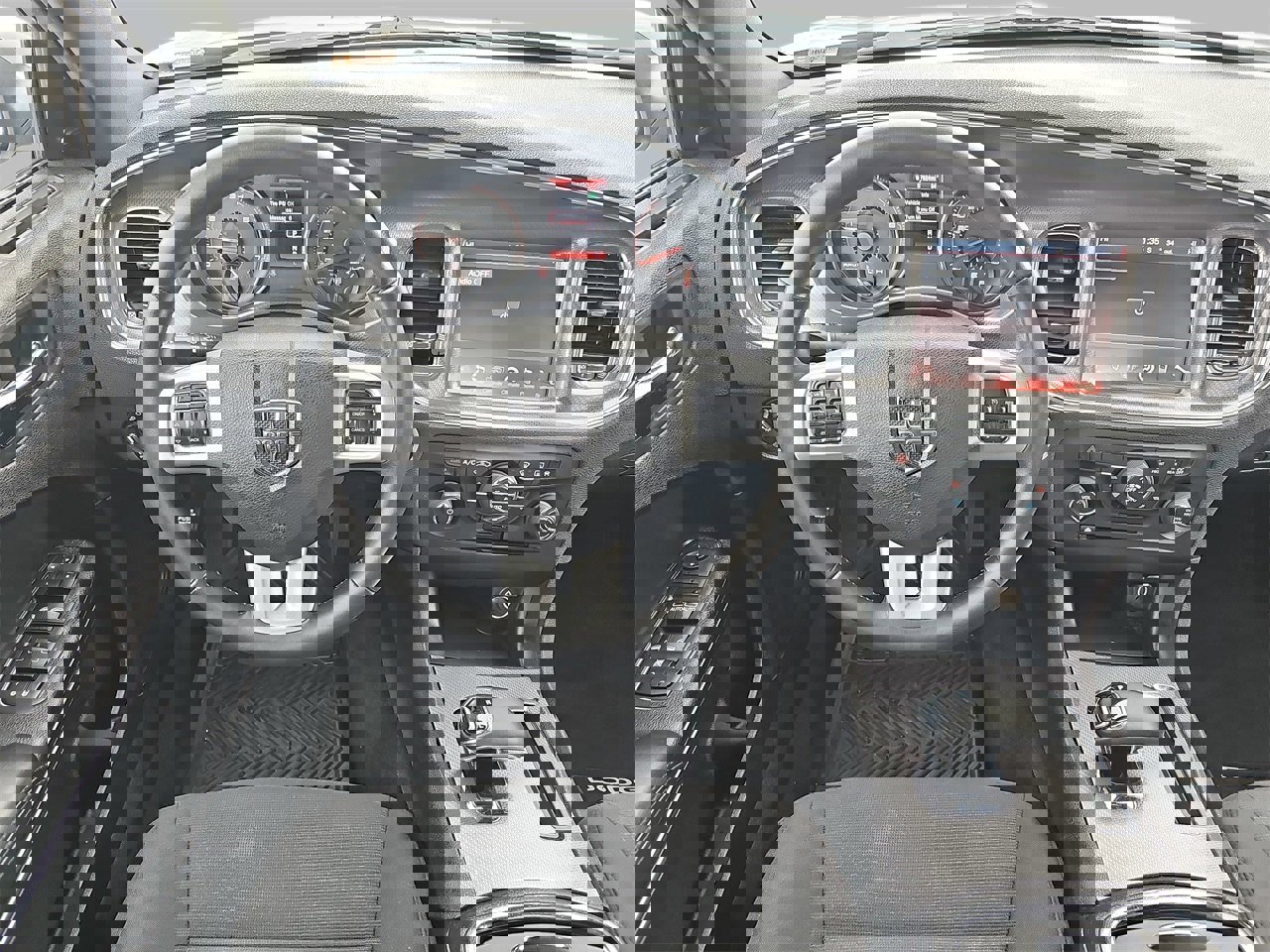 Used 2014 Dodge Charger SXT image 15