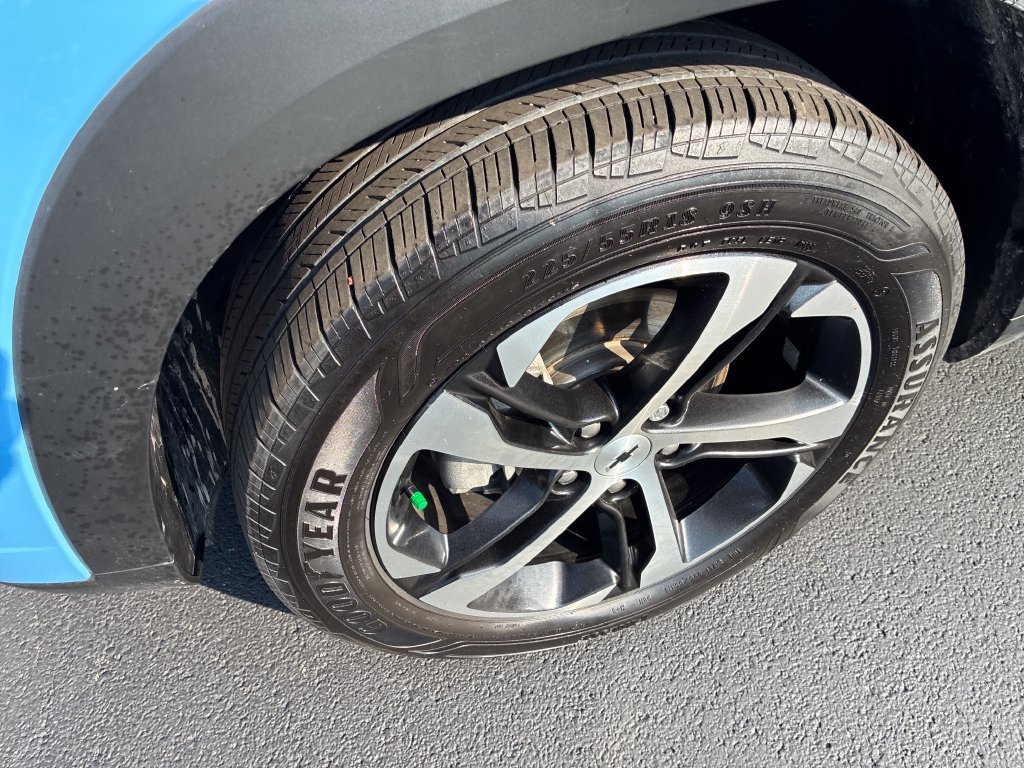 Used 2024 Chevrolet Trax RS w/ Driver Confidence Package FWD image 9