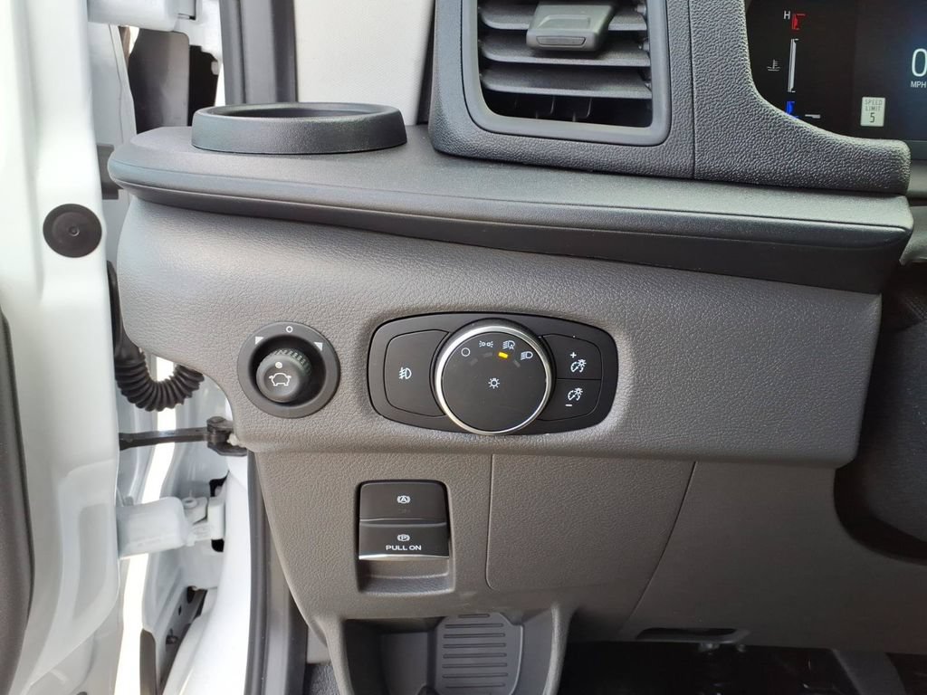New 2026 Ford Transit 250 148 Medium Roof RWD image 13