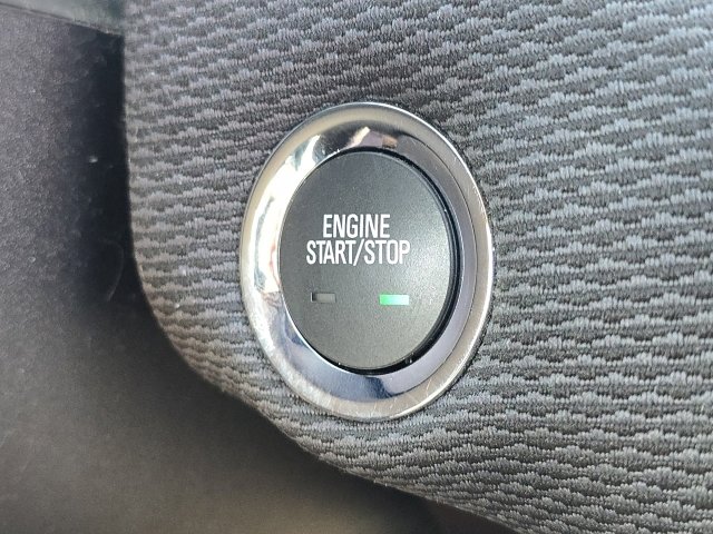 Used 2017 Chevrolet Cruze LT w/ Convenience Package image 8