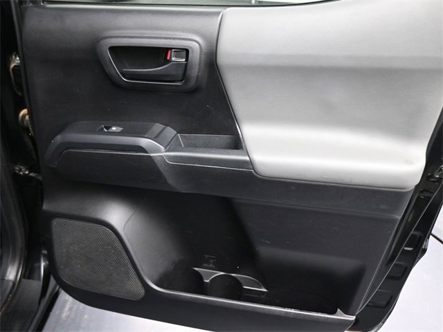 Used 2020 Toyota Tacoma SR image 36