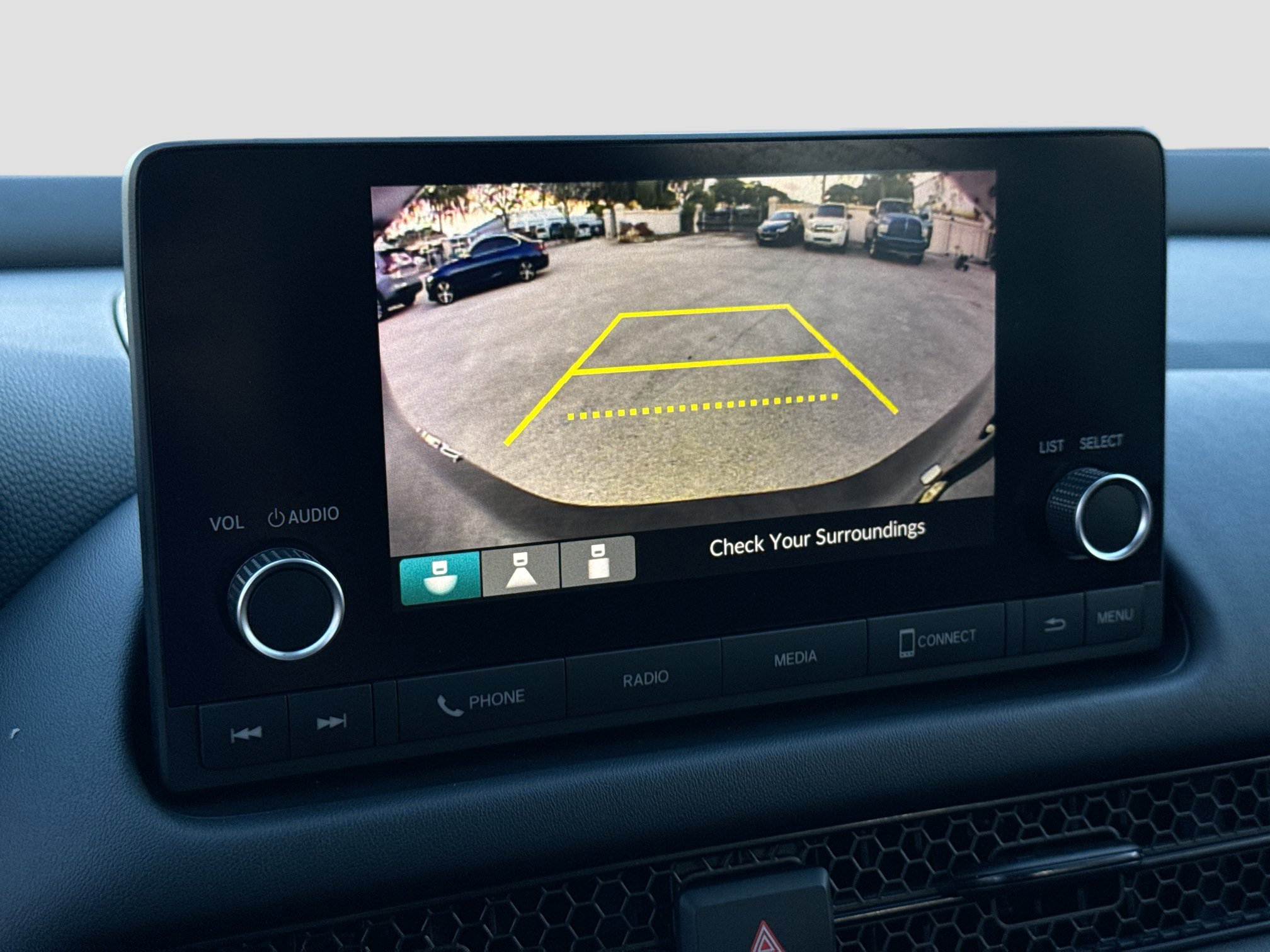 Used 2023 Honda HR-V LX image 13