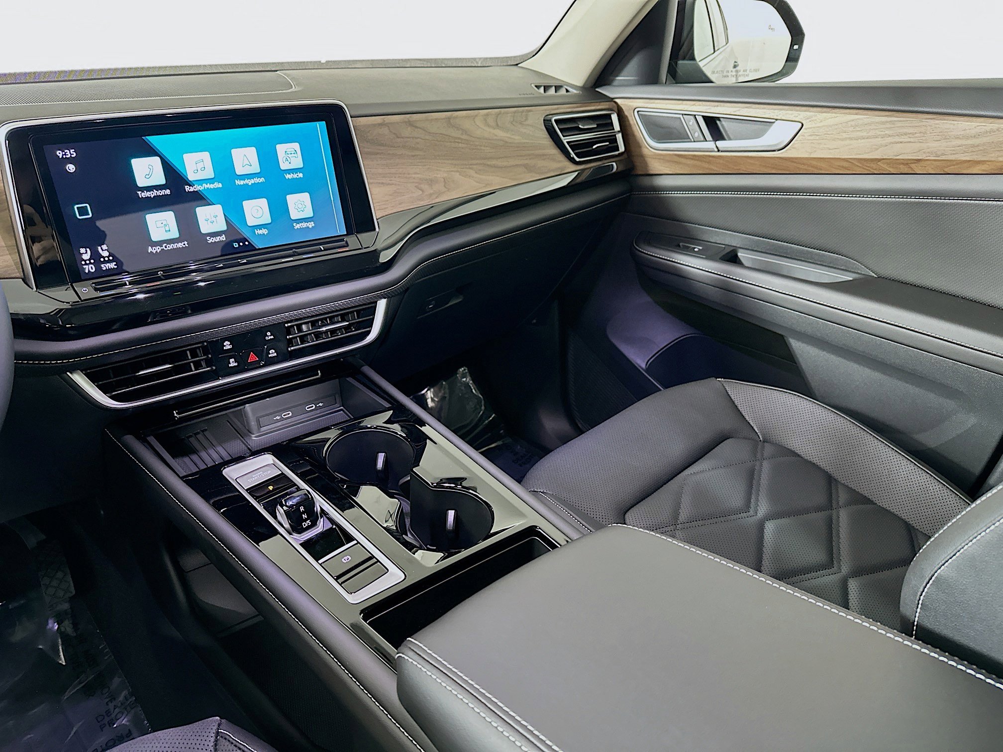 New 2026 Volkswagen Atlas SE image 22