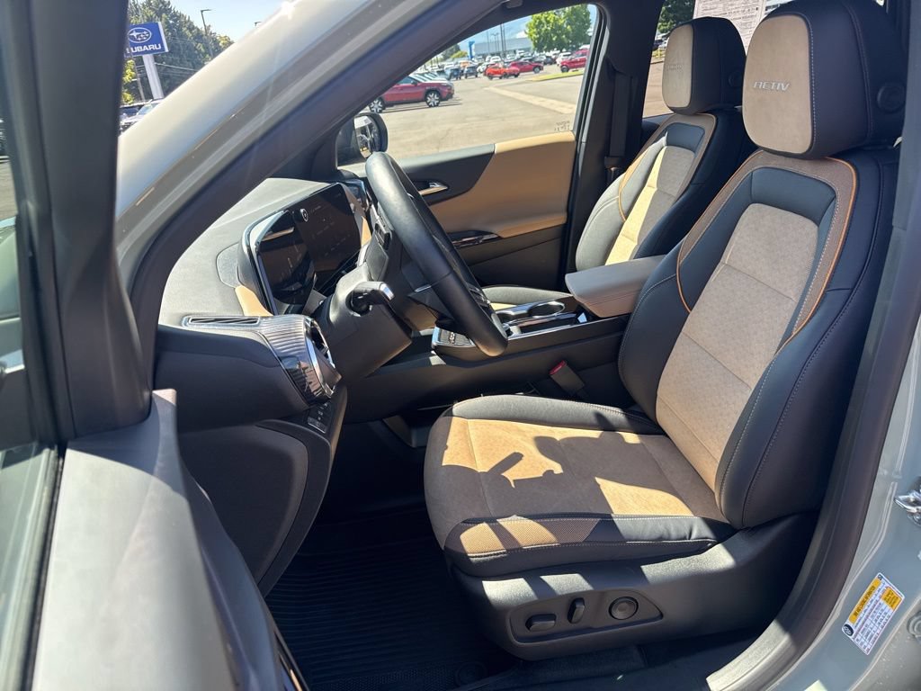 Used 2026 Chevrolet Equinox ACTIV AWD/4WD image 10
