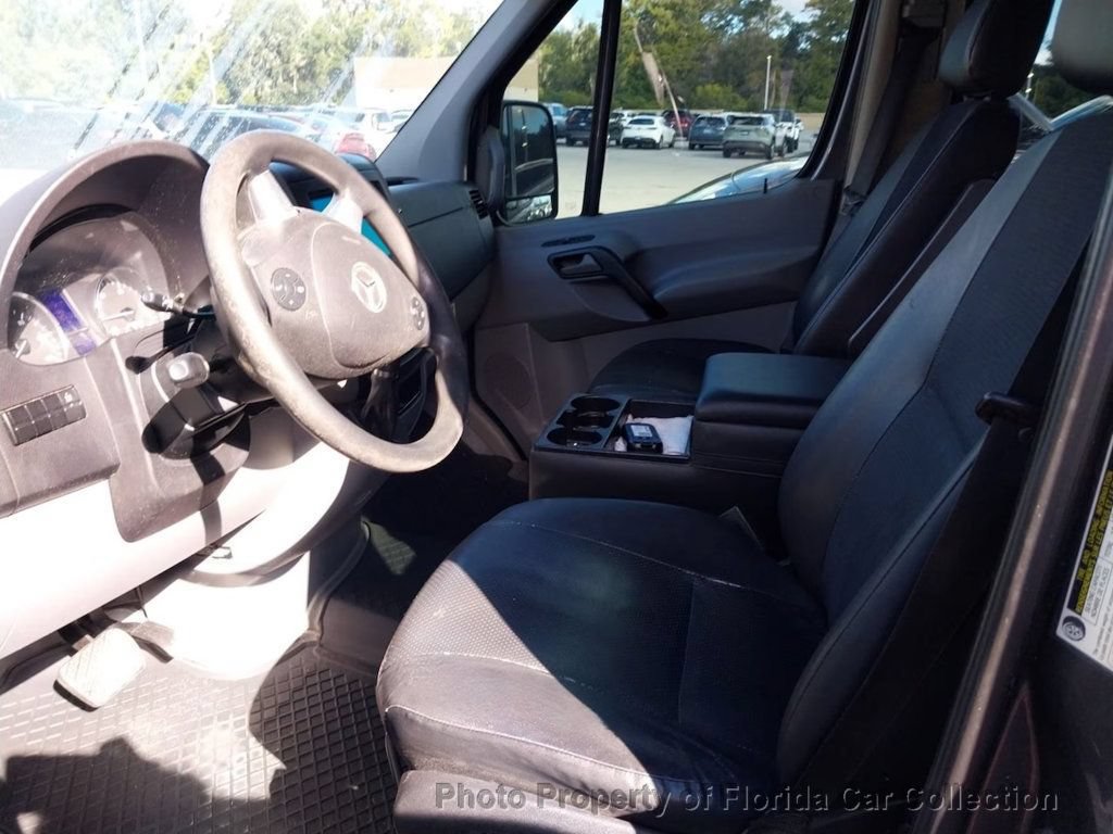Used 2015 Mercedes-Benz Sprinter 2500 image 5
