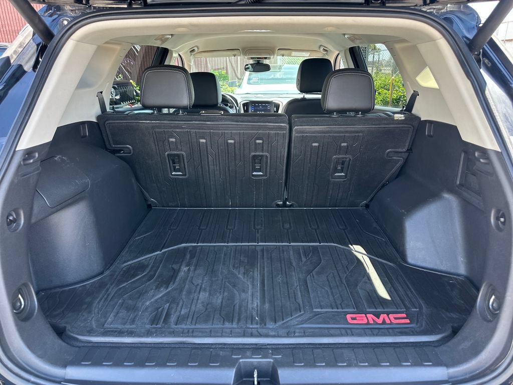 Used 2022 GMC Terrain Denali w/ Denali Premium Package AWD/4WD image 19