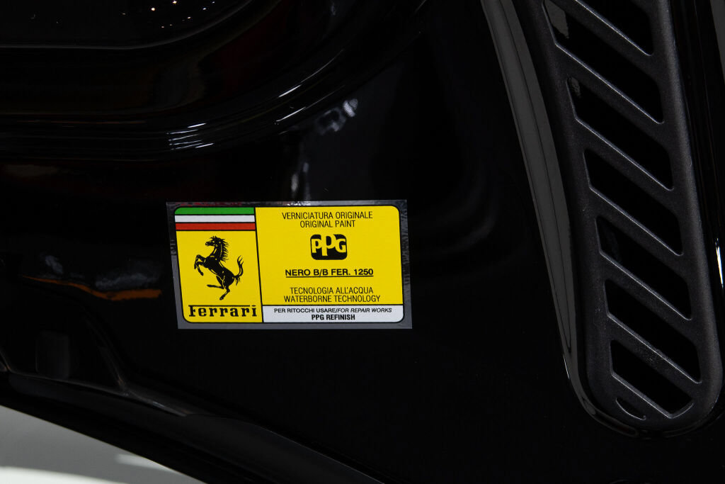 Used 2022 Ferrari F8 Tributo RWD image 25