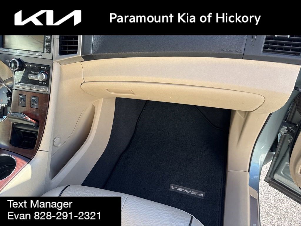 Used 2011 Toyota Venza AWD image 38