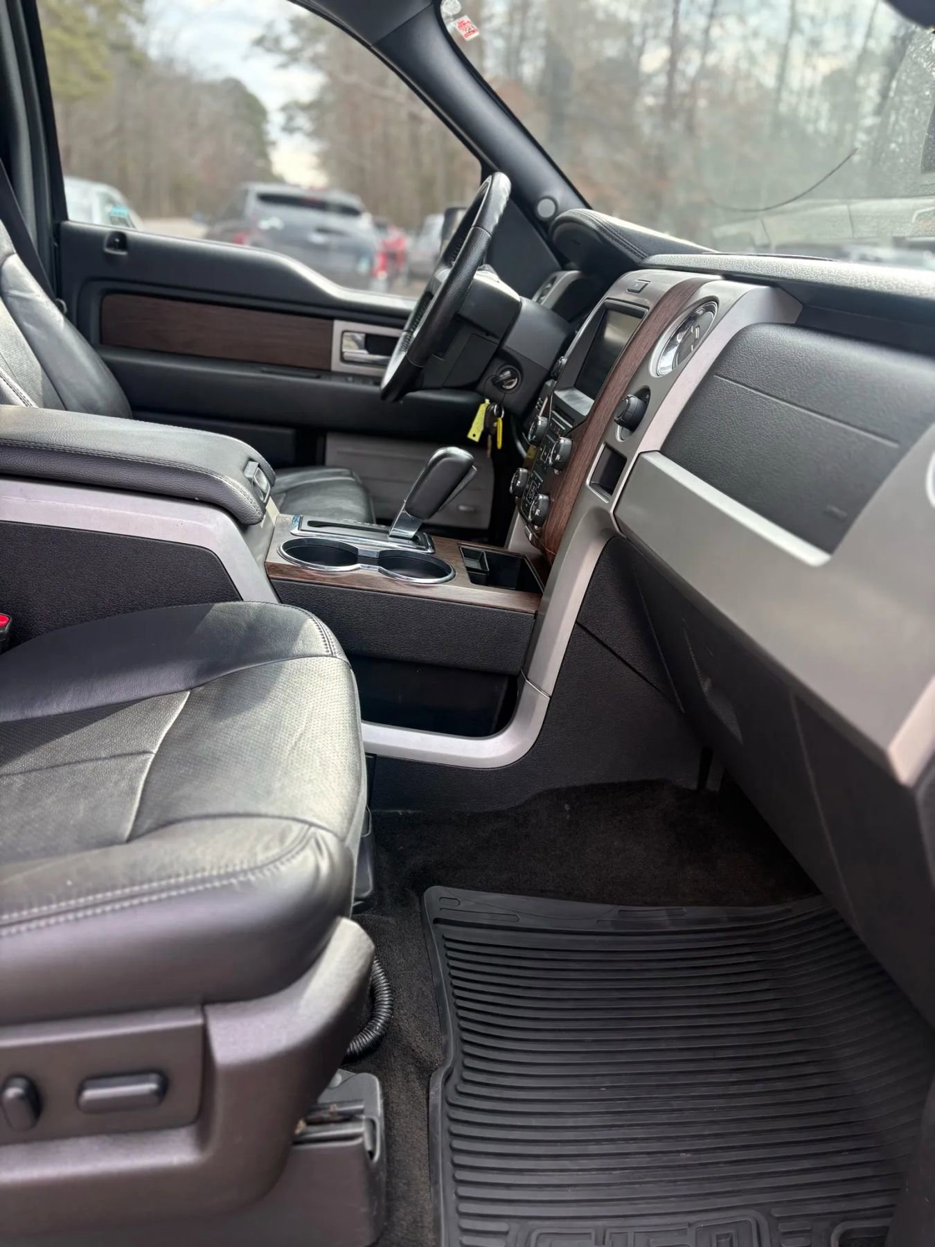 Used 2014 Ford F150 Lariat w/ Equipment Group 502A Luxury image 20