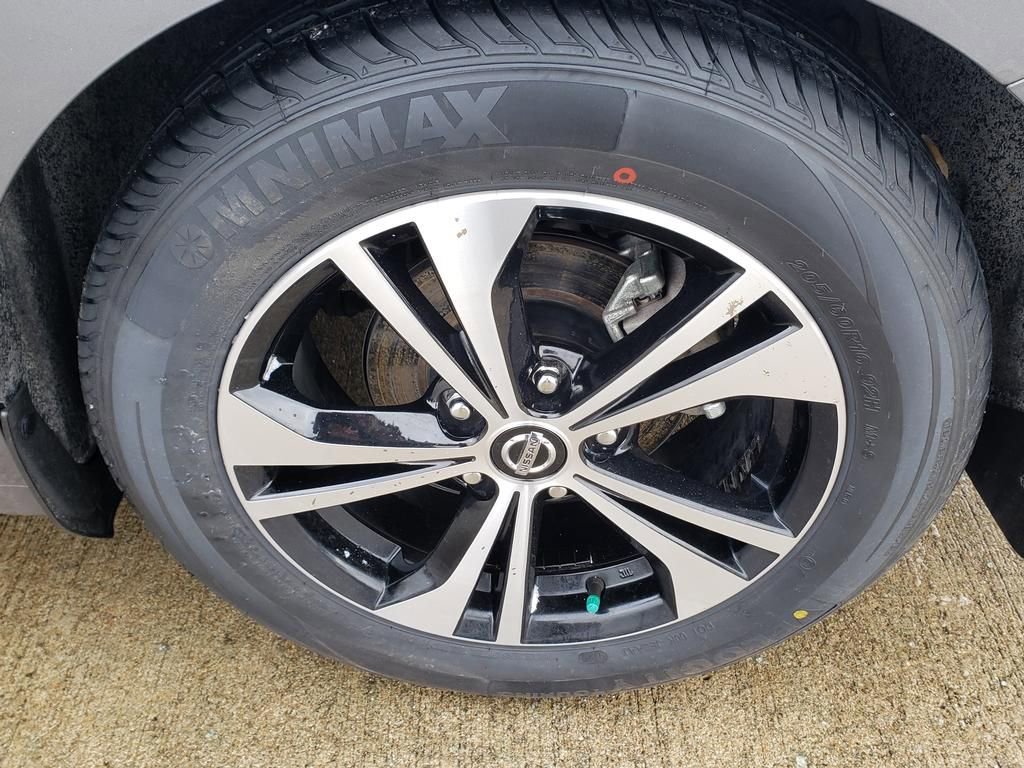 Used 2023 Nissan Sentra SV w/ All-Weather Package image 43