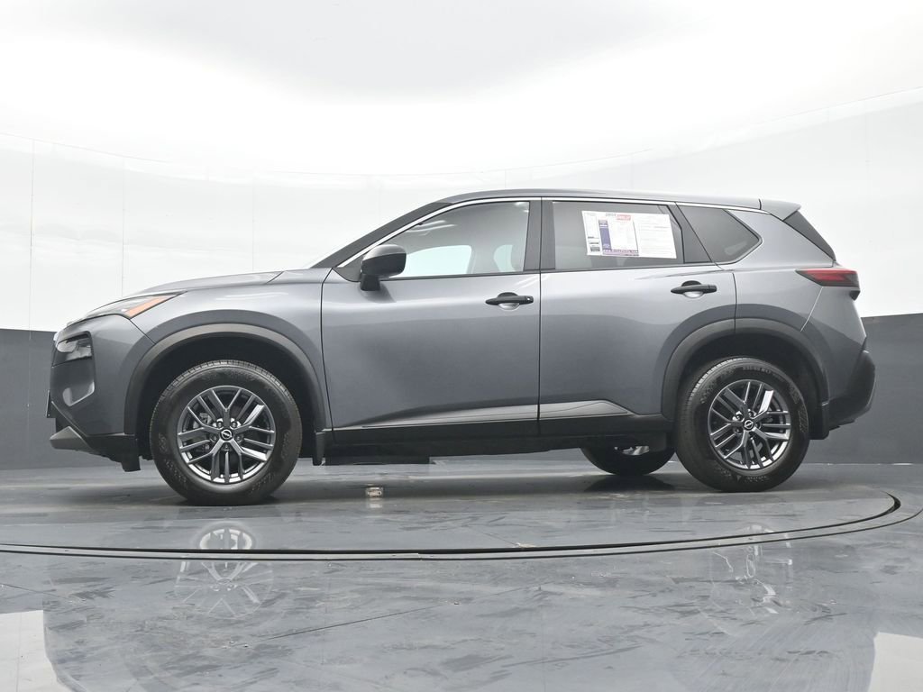 Used 2023 Nissan Rogue S image 27