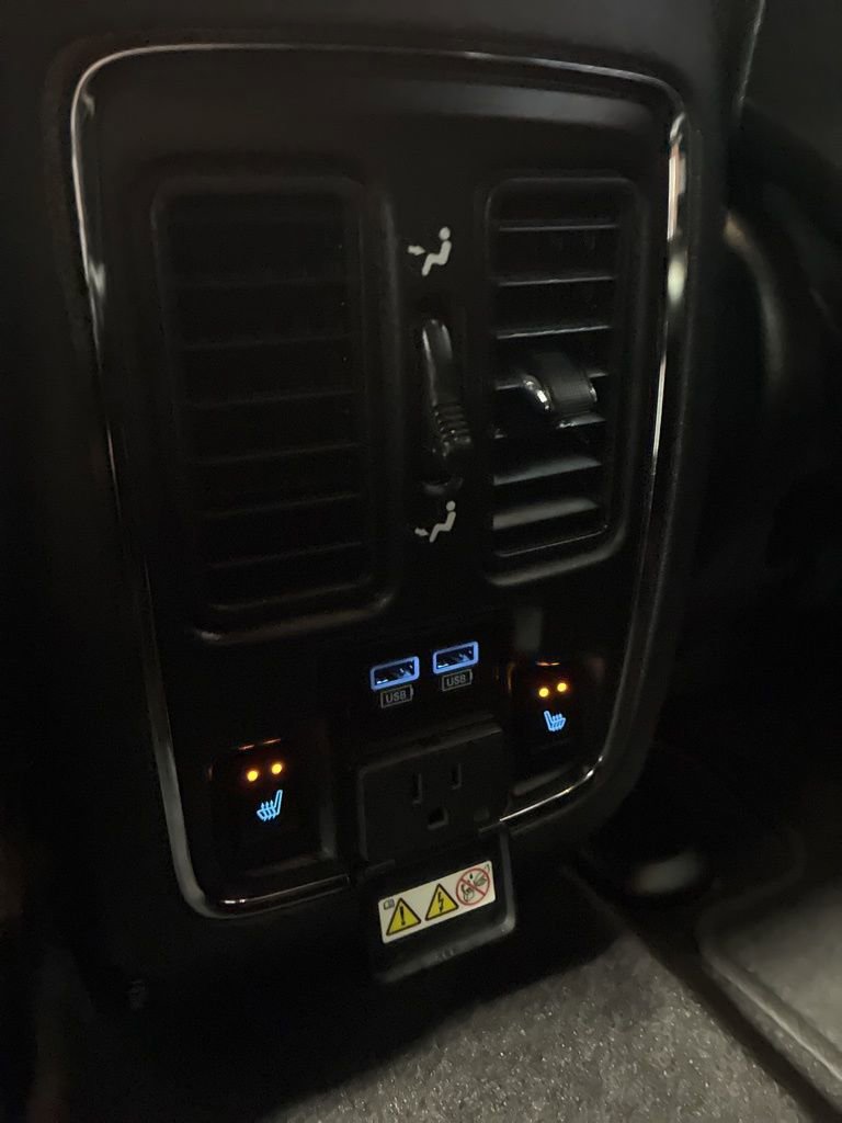 Used 2017 Jeep Grand Cherokee Limited image 37