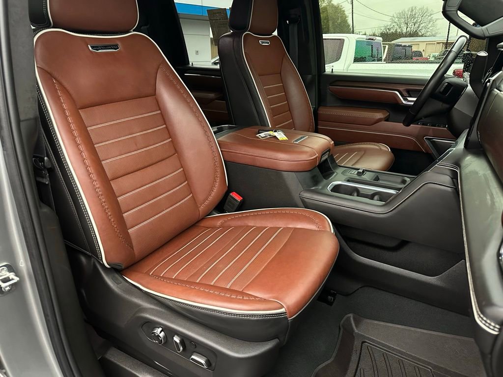 Used 2024 GMC Sierra 2500 Denali Ultimate image 17