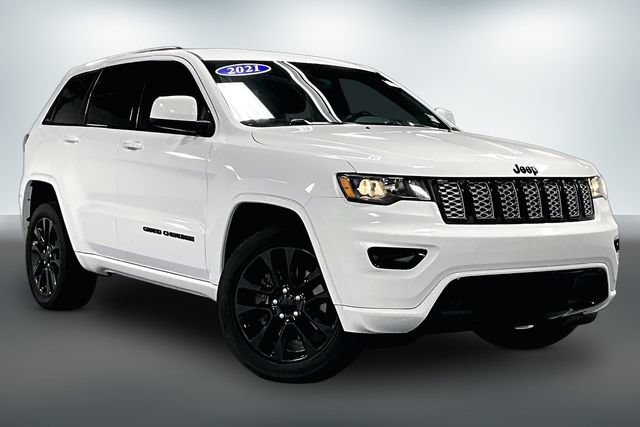 Used 2021 Jeep Grand Cherokee Laredo X AWD/4WD image 1