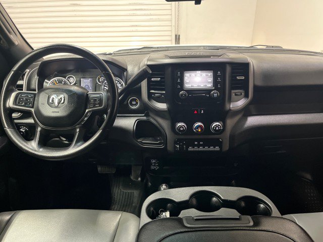 Used 2022 RAM 3500 Tradesman w/ Chrome Appearance Group AWD/4WD image 15