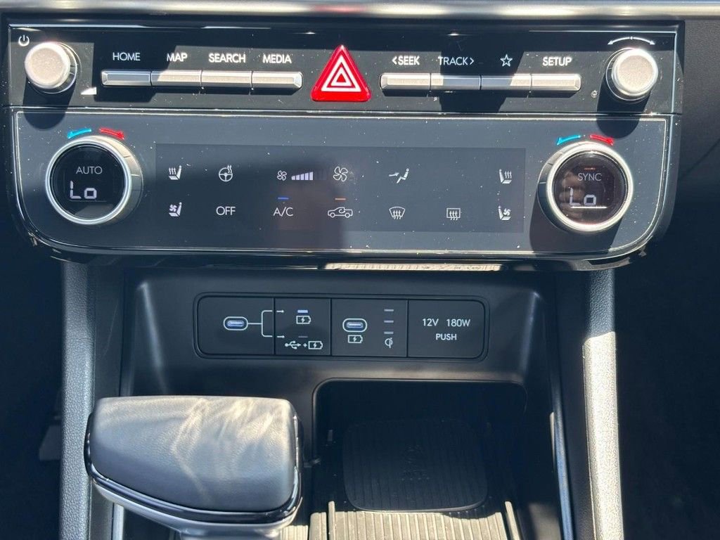 New 2025 Hyundai Santa Cruz Limited image 9