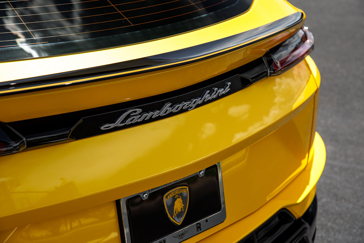 Used 2024 Lamborghini Urus S AWD/4WD image 15