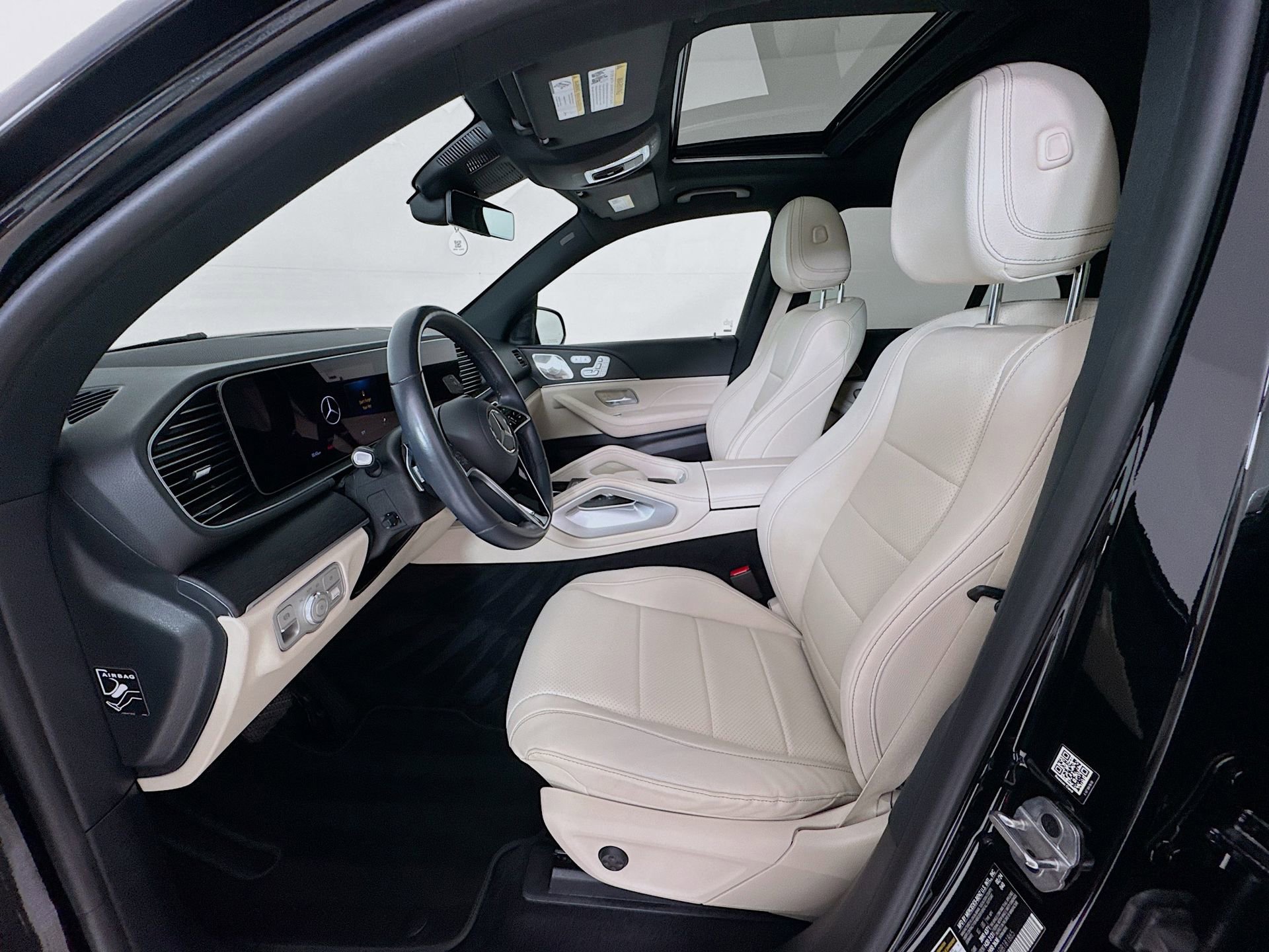 Used 2024 Mercedes-Benz GLE 350 4MATIC image 23