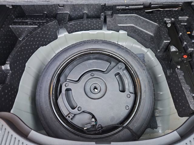 Used 2021 Buick Encore Preferred FWD image 45