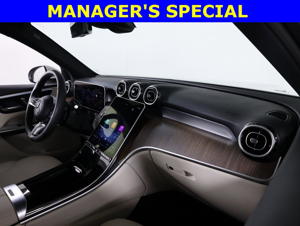 Certified 2025 Mercedes-Benz GLC 300 4MATIC image 43