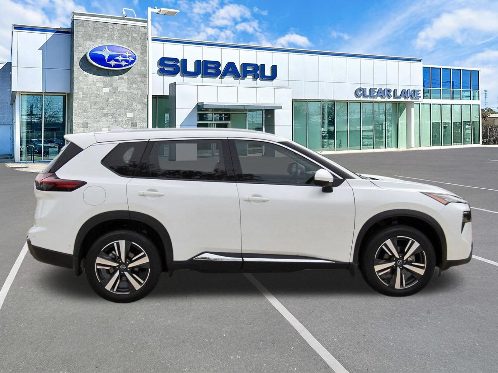 Used 2024 Nissan Rogue SL FWD image 7