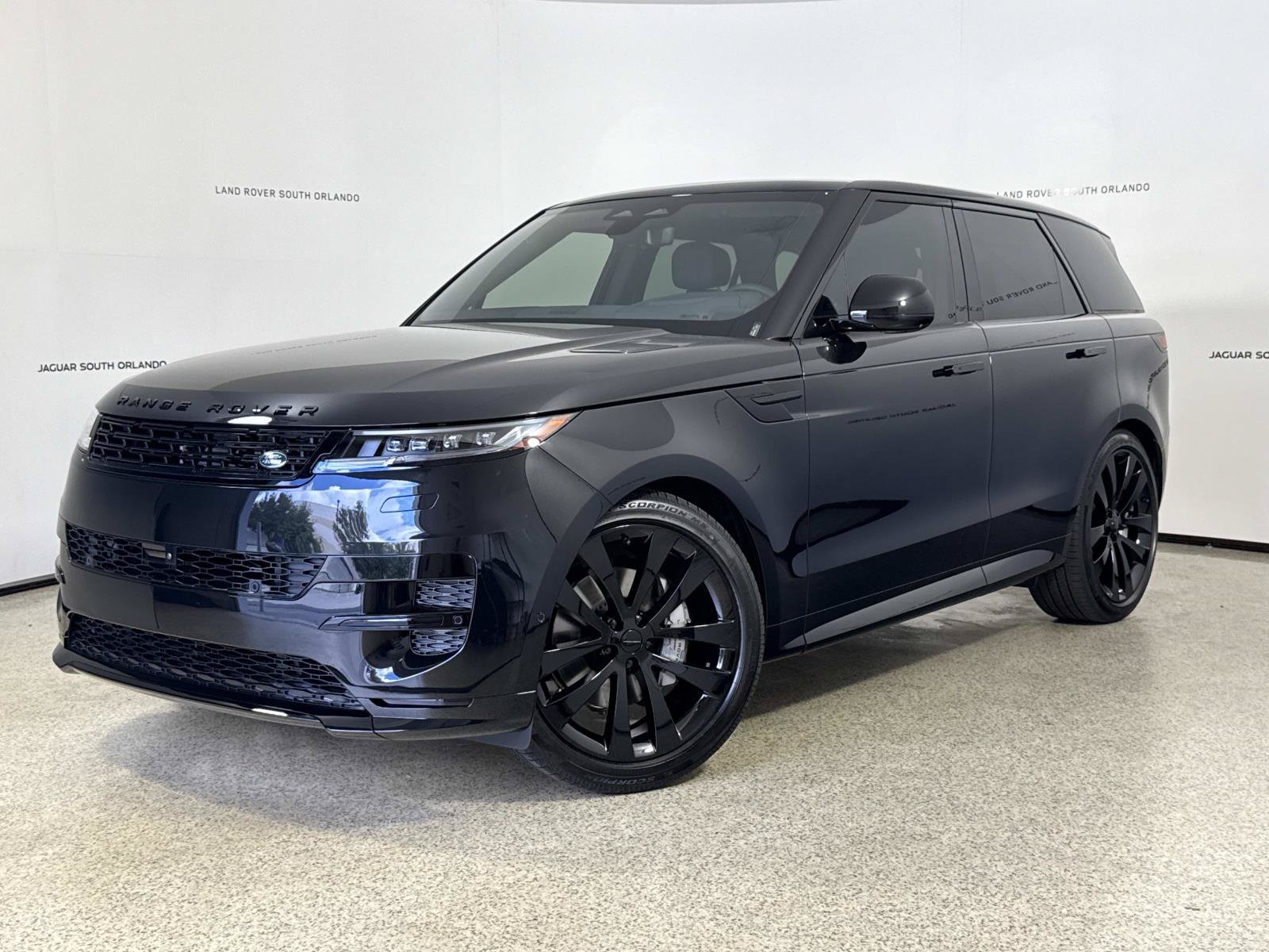 New 2027 Land Rover Range Rover Sport Dynamic SE