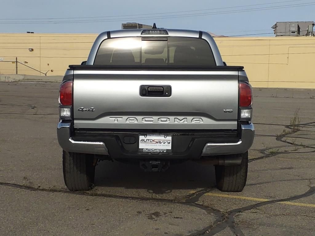Used 2022 Toyota Tacoma TRD Off-Road image 6