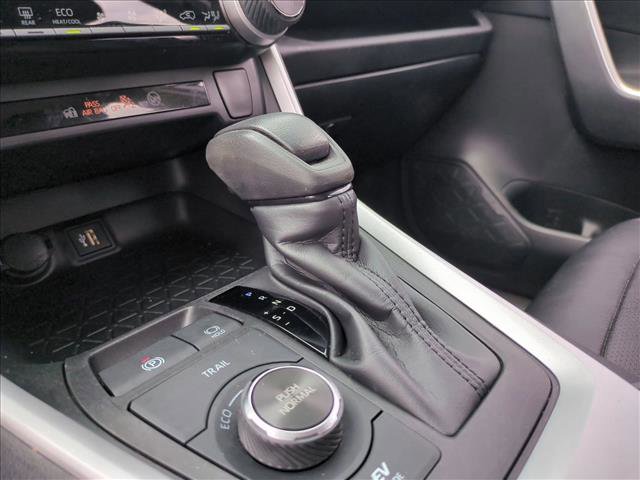 Certified 2024 Toyota RAV4 LE AWD/4WD image 12