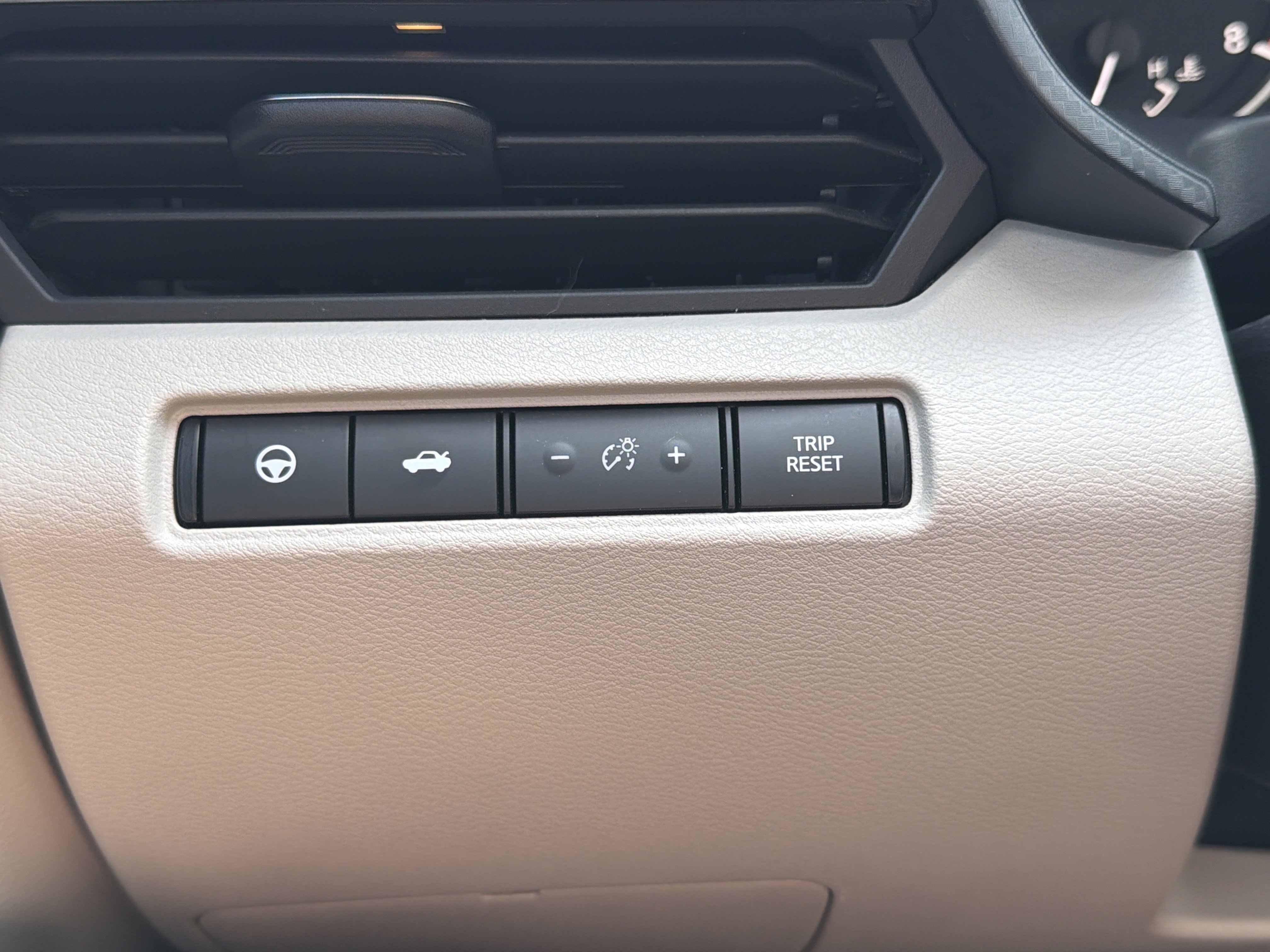 Used 2019 Nissan Altima 2.5 Platinum FWD image 33