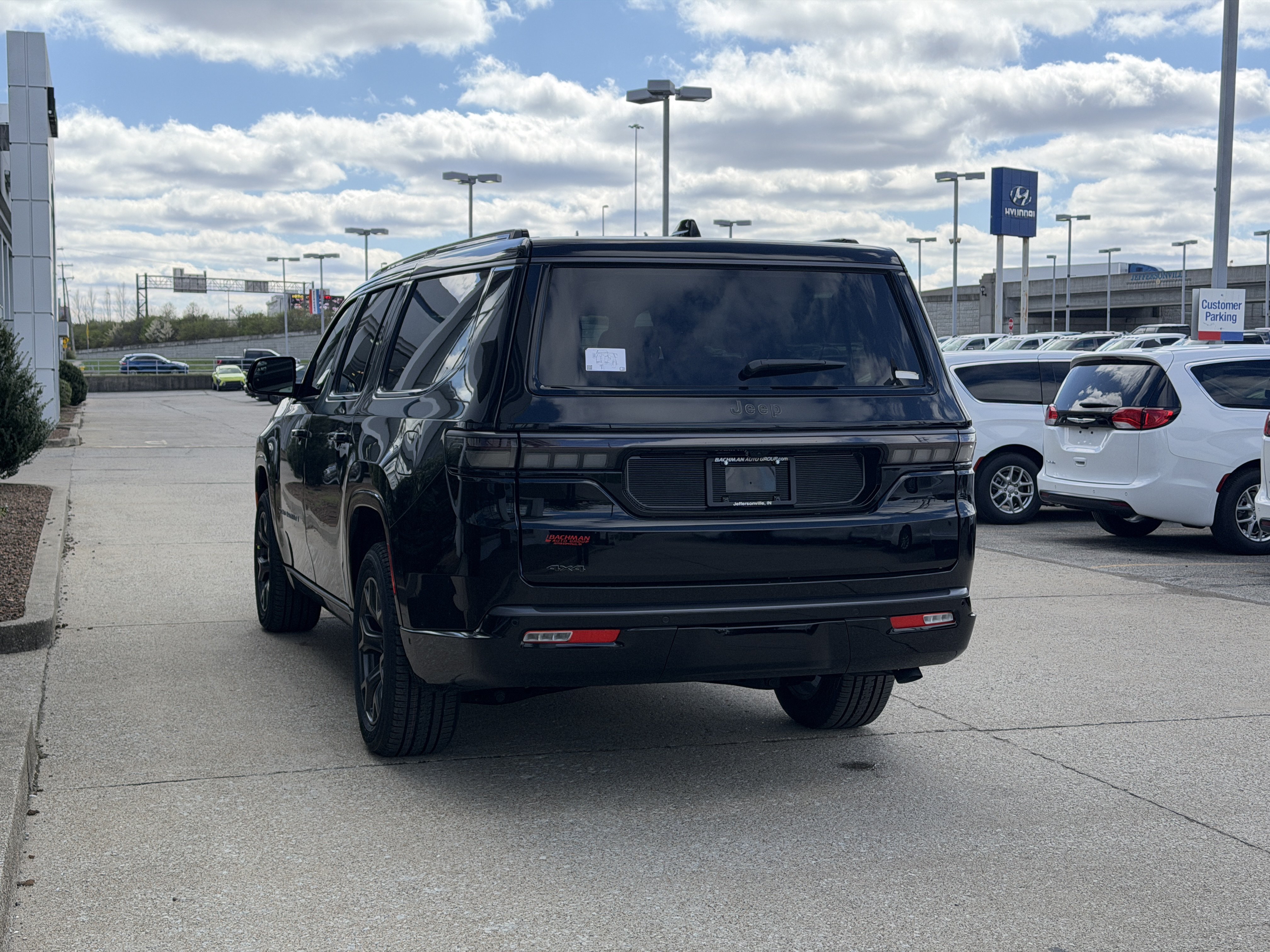 New 2026 Jeep Grand Wagoneer L Limited w/ Premium Group II AWD/4WD image 7