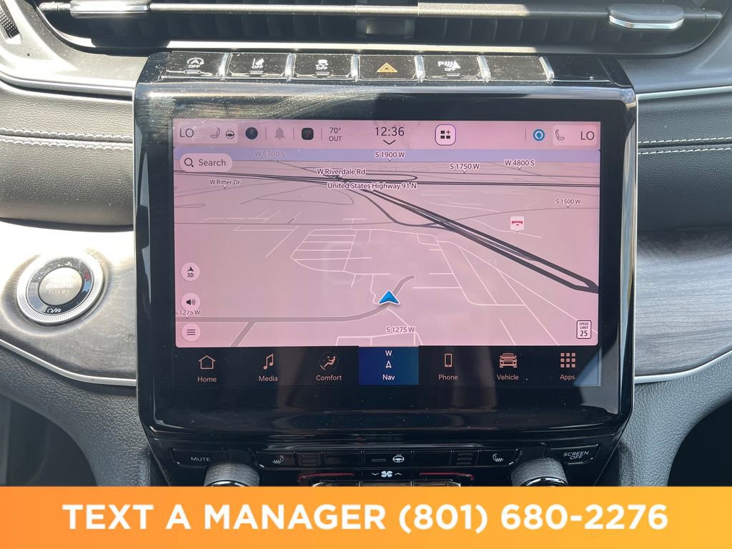 Used 2023 Jeep Grand Cherokee Limited w/ Trailer Tow Prep Group (B) AWD/4WD image 24