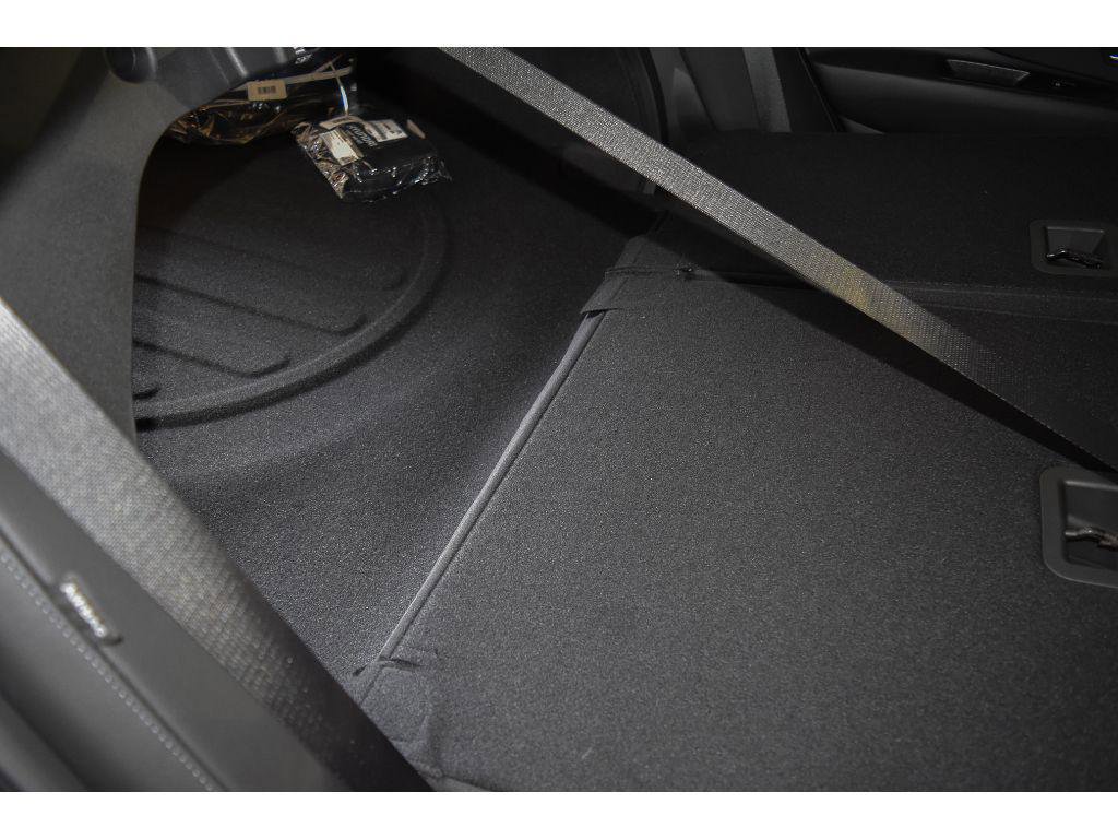 New 2025 Hyundai Elantra Limited image 91